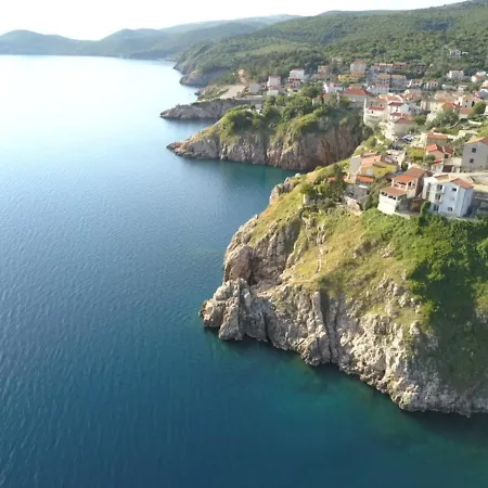 Verbana * Vrbnik (Primorje-Gorski Kotar)
