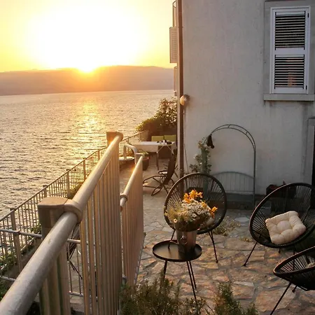 Verbana Guest house *