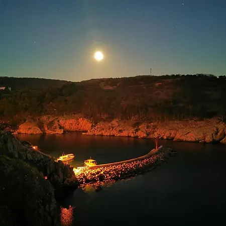 Verbana Vrbnik (Primorje-Gorski Kotar)