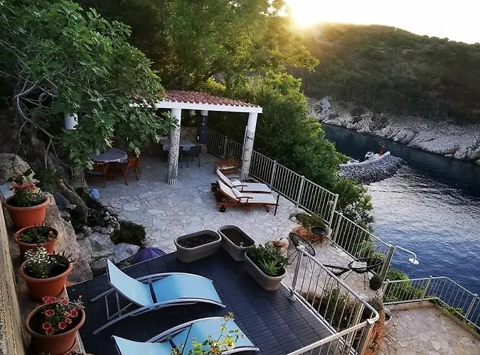 Verbana Affittacamere 4*